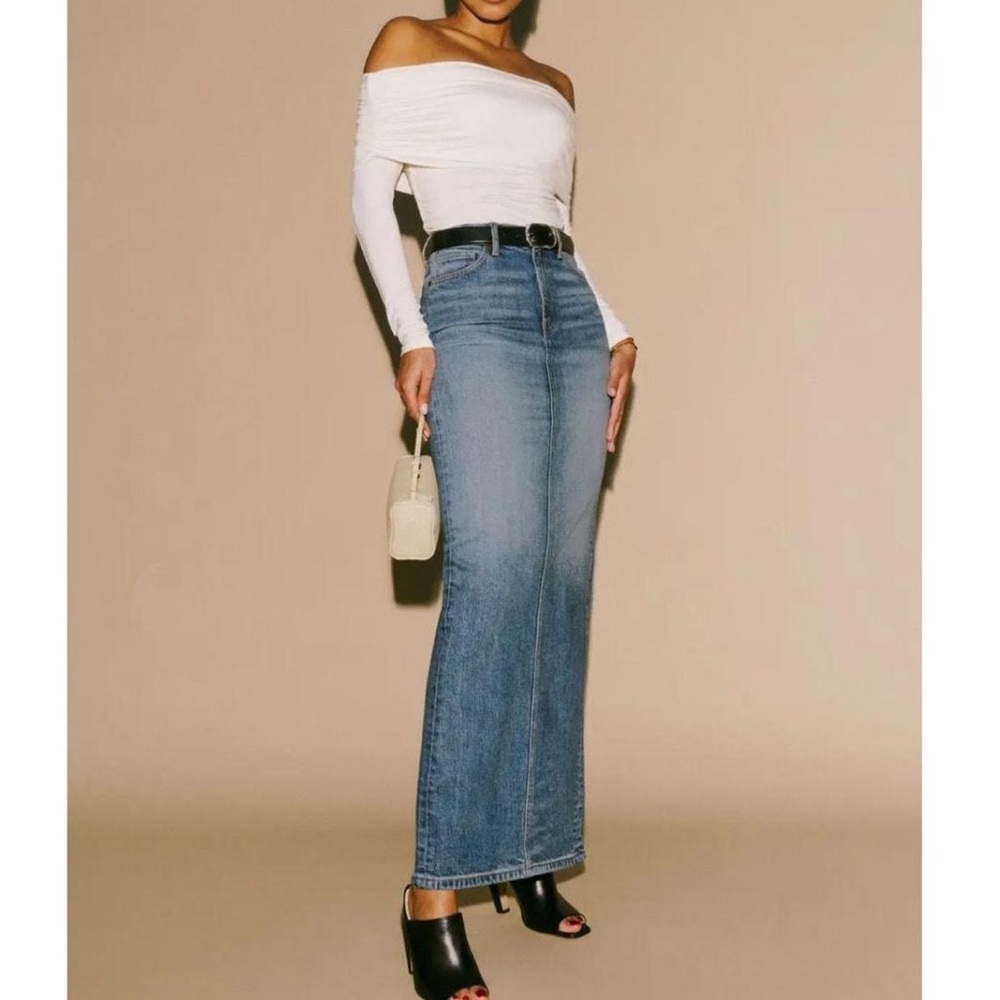 NWT Reformation Daria Blue Ultra High Rise Back Slit Denim Maxi Skirt 31 - Picture 3 of 3